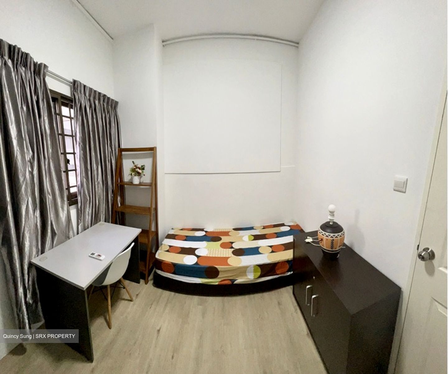 River Valley Road (D10), Terrace #440730851